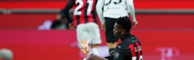 开云官网-破了？断了？还活着！残阵米兰技不如人却虽败犹荣！