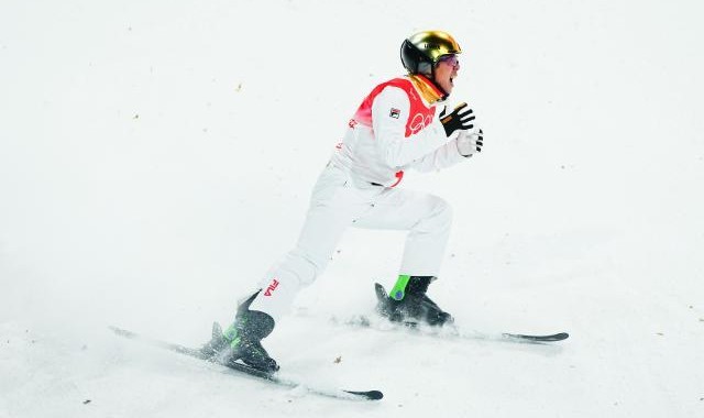 开云APP-徐梦桃心凉两秒后安慰队友 失误不会影响团队备战